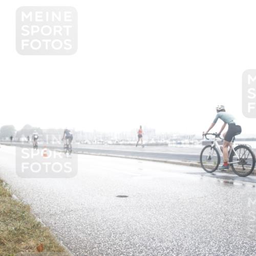 16.08.2026 - KN Förde Triathlon 2026 H.Heesch http://msf.ph/oto/9972114 16.08.2026 09:51:07 Radfahren 133, 167 meine-sportfotos.de