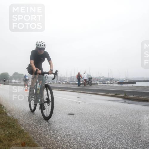 16.08.2026 - KN Förde Triathlon 2026 H.Heesch http://msf.ph/oto/9972127 16.08.2026 09:51:52 Radfahren 184, 227, 232, 245 meine-sportfotos.de
