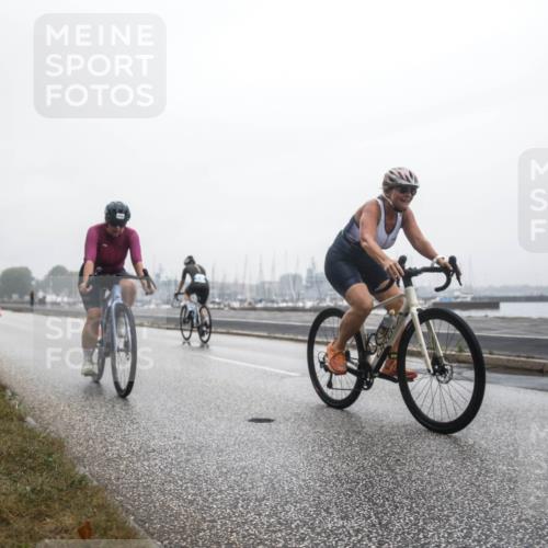 16.08.2026 - KN Förde Triathlon 2026 H.Heesch http://msf.ph/oto/9972139 16.08.2026 09:52:34 Radfahren 163, 165, 191, 212, 235, 259 meine-sportfotos.de