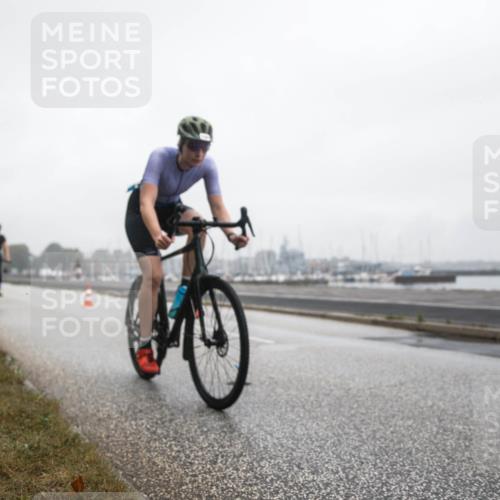 16.08.2026 - KN Förde Triathlon 2026 H.Heesch http://msf.ph/oto/9972183 16.08.2026 09:54:17 Radfahren 143, 177, 203, 206, 222 meine-sportfotos.de