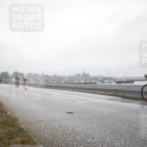 16.08.2026 - KN Förde Triathlon 2026 H.Heesch http://msf.ph/oto/9972229 16.08.2026 09:56:20 Radfahren 260, 261 meine-sportfotos.de