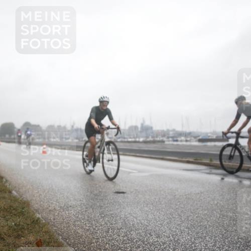 16.08.2026 - KN Förde Triathlon 2026 H.Heesch http://msf.ph/oto/9972236 16.08.2026 09:56:32 Radfahren 108, 137 meine-sportfotos.de