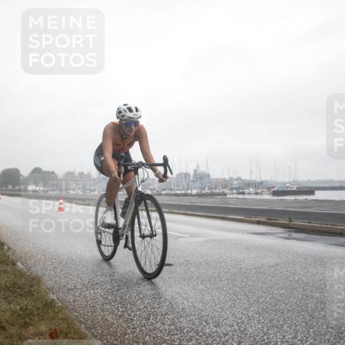 16.08.2026 - KN Förde Triathlon 2026 H.Heesch http://msf.ph/oto/9972242 16.08.2026 09:56:57 Radfahren 145, 213, 222 meine-sportfotos.de