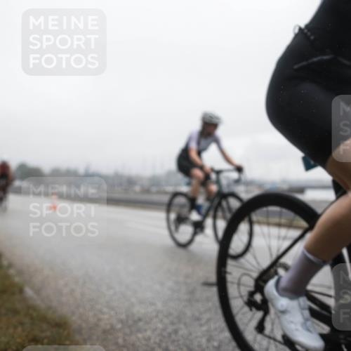 16.08.2026 - KN Förde Triathlon 2026 H.Heesch http://msf.ph/oto/9972295 16.08.2026 10:00:13 Radfahren 123, 215 meine-sportfotos.de