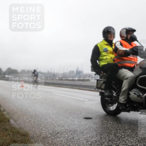 16.08.2026 - KN Förde Triathlon 2026 H.Heesch http://msf.ph/oto/9972311 16.08.2026 10:01:13 Radfahren 224, 227 meine-sportfotos.de