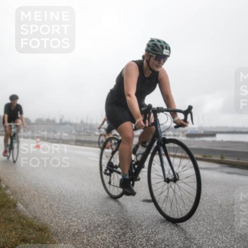 16.08.2026 - KN Förde Triathlon 2026 H.Heesch http://msf.ph/oto/9972317 16.08.2026 10:01:40 Radfahren 239, 245, 255 meine-sportfotos.de