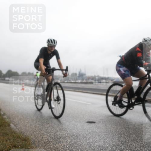 16.08.2026 - KN Förde Triathlon 2026 H.Heesch http://msf.ph/oto/9972361 16.08.2026 10:04:07 Radfahren 226, 227 meine-sportfotos.de