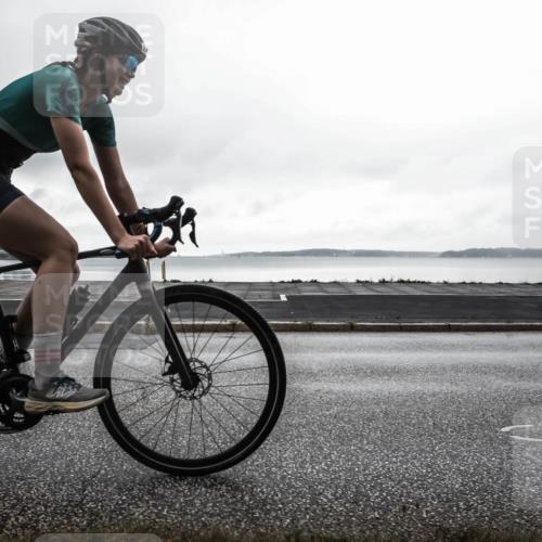 16.08.2026 - KN Förde Triathlon 2026 H.Heesch http://msf.ph/oto/9972508 16.08.2026 10:08:01 Radfahren 128, 216, 264 meine-sportfotos.de