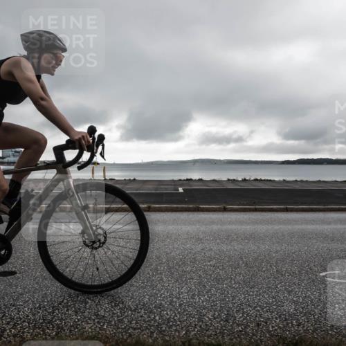 16.08.2026 - KN Förde Triathlon 2026 H.Heesch http://msf.ph/oto/9972612 16.08.2026 10:13:45 Radfahren  meine-sportfotos.de
