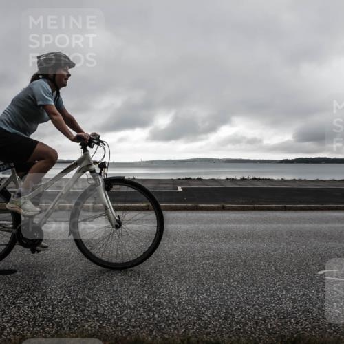 16.08.2026 - KN Förde Triathlon 2026 H.Heesch http://msf.ph/oto/9972620 16.08.2026 10:14:58 Radfahren  meine-sportfotos.de