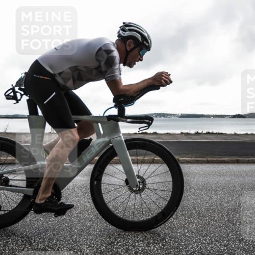 16.08.2026 - KN Förde Triathlon 2026 H.Heesch http://msf.ph/oto/9972675 16.08.2026 11:00:39 Radfahren 302, 312 meine-sportfotos.de