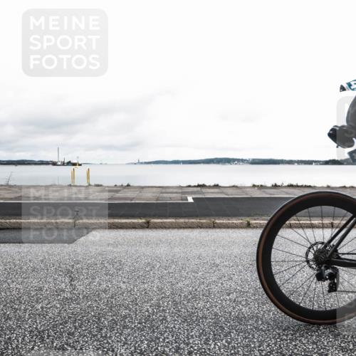 16.08.2026 - KN Förde Triathlon 2026 H.Heesch http://msf.ph/oto/9972724 16.08.2026 11:05:19 Radfahren 341, 350, 355, 367 meine-sportfotos.de