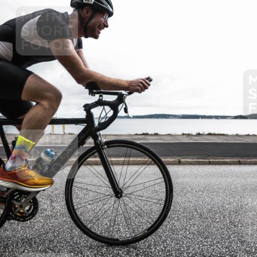 16.08.2026 - KN Förde Triathlon 2026 H.Heesch http://msf.ph/oto/9972754 16.08.2026 11:07:45 Radfahren 367, 391 meine-sportfotos.de