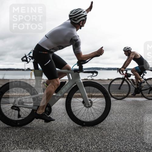 16.08.2026 - KN Förde Triathlon 2026 H.Heesch http://msf.ph/oto/9972781 16.08.2026 11:09:33 Radfahren 221, 302, 305, 330, 357, 377, 389, 397 meine-sportfotos.de