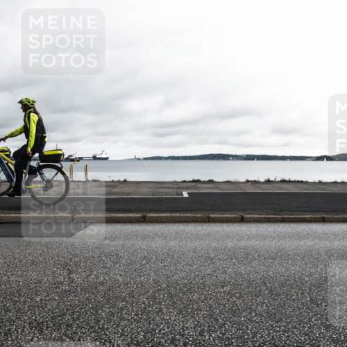 16.08.2026 - KN Förde Triathlon 2026 H.Heesch http://msf.ph/oto/9972786 16.08.2026 11:09:37 Radfahren 330, 389 meine-sportfotos.de