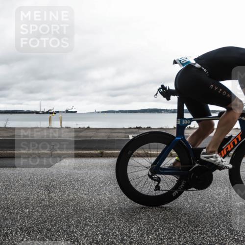 16.08.2026 - KN Förde Triathlon 2026 H.Heesch http://msf.ph/oto/9972787 16.08.2026 11:09:38 Radfahren 330, 389 meine-sportfotos.de