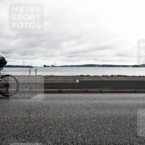 16.08.2026 - KN Förde Triathlon 2026 H.Heesch http://msf.ph/oto/9972796 16.08.2026 11:10:12 Radfahren 319, 325, 395 meine-sportfotos.de