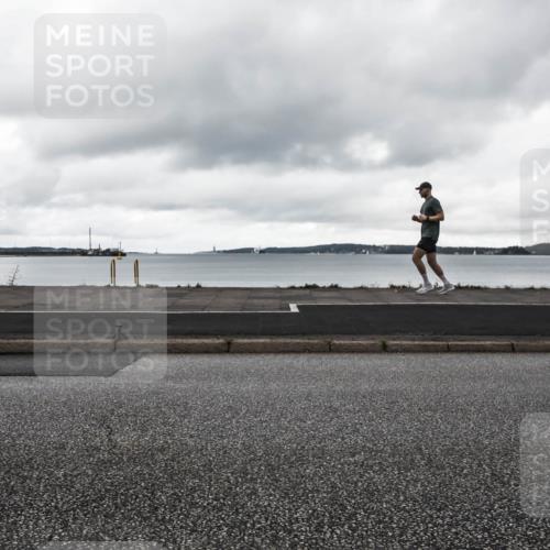 16.08.2026 - KN Förde Triathlon 2026 H.Heesch http://msf.ph/oto/9972910 16.08.2026 11:15:30 Radfahren 412 meine-sportfotos.de