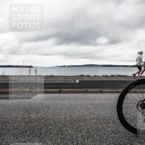 16.08.2026 - KN Förde Triathlon 2026 H.Heesch http://msf.ph/oto/9972921 16.08.2026 11:15:57 Radfahren 331, 385, 421 meine-sportfotos.de