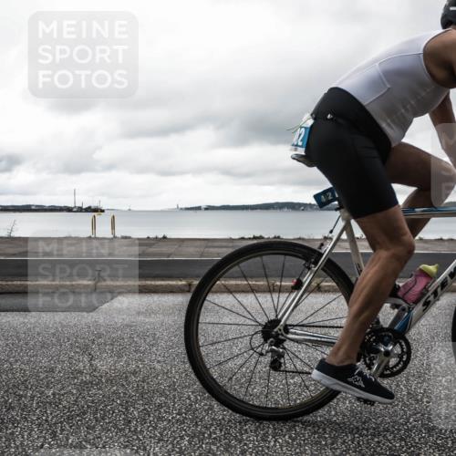 16.08.2026 - KN Förde Triathlon 2026 H.Heesch http://msf.ph/oto/9972938 16.08.2026 11:16:58 Radfahren 328, 346, 350, 381, 402, 437 meine-sportfotos.de