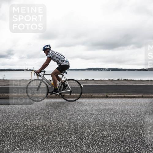 16.08.2026 - KN Förde Triathlon 2026 H.Heesch http://msf.ph/oto/9972962 16.08.2026 11:17:54 Radfahren 301, 311, 314, 330, 367, 396, 802 meine-sportfotos.de