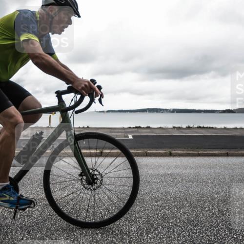 16.08.2026 - KN Förde Triathlon 2026 H.Heesch http://msf.ph/oto/9972967 16.08.2026 11:18:01 Radfahren 301, 378 meine-sportfotos.de