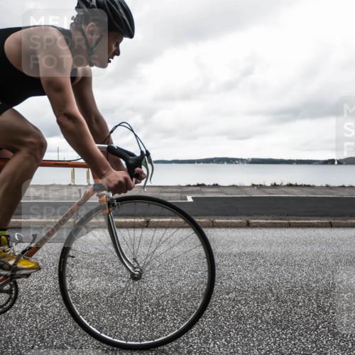 16.08.2026 - KN Förde Triathlon 2026 H.Heesch http://msf.ph/oto/9973017 16.08.2026 11:20:20 Radfahren 221, 301, 306 meine-sportfotos.de