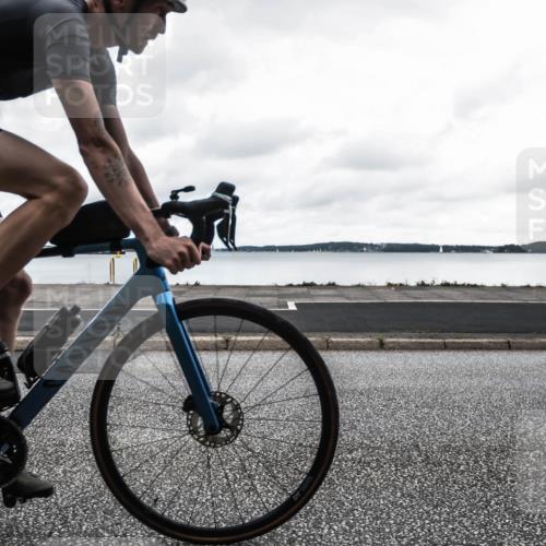 16.08.2026 - KN Förde Triathlon 2026 H.Heesch http://msf.ph/oto/9973078 16.08.2026 11:23:02 Radfahren 357, 388 meine-sportfotos.de