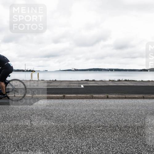 16.08.2026 - KN Förde Triathlon 2026 H.Heesch http://msf.ph/oto/9973116 16.08.2026 11:24:56 Radfahren 322, 358, 360, 363, 406, 437 meine-sportfotos.de