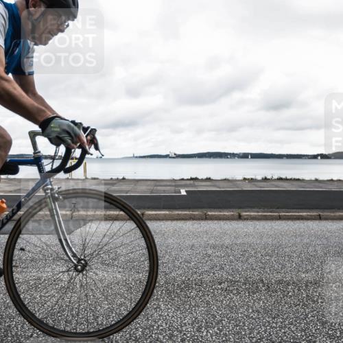 16.08.2026 - KN Förde Triathlon 2026 H.Heesch http://msf.ph/oto/9973130 16.08.2026 11:25:21 Radfahren 302, 415 meine-sportfotos.de