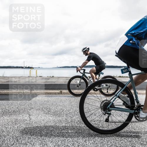 16.08.2026 - KN Förde Triathlon 2026 H.Heesch http://msf.ph/oto/9973161 16.08.2026 11:26:26 Radfahren 317, 374, 385, 407, 422, 432 meine-sportfotos.de