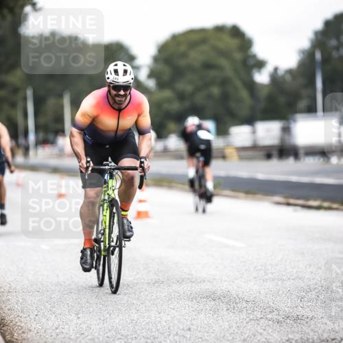 16.08.2026 - KN Förde Triathlon 2026 H.Heesch http://msf.ph/oto/9973288 16.08.2026 11:27:06 Radfahren 311, 334, 345, 371, 382, 435 meine-sportfotos.de