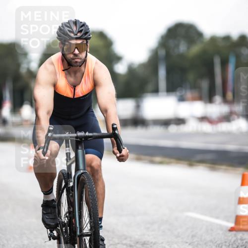 16.08.2026 - KN Förde Triathlon 2026 H.Heesch http://msf.ph/oto/9973306 16.08.2026 11:27:09 Radfahren 311, 334, 345, 371, 382, 435 meine-sportfotos.de