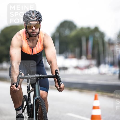 16.08.2026 - KN Förde Triathlon 2026 H.Heesch http://msf.ph/oto/9973310 16.08.2026 11:27:09 Radfahren 311, 334, 345, 371, 382, 435 meine-sportfotos.de