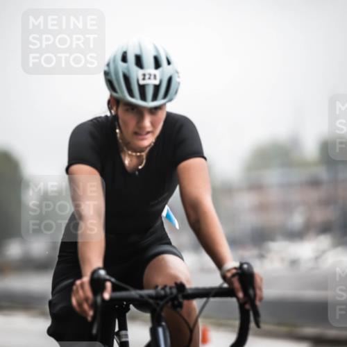 16.08.2026 - KN Förde Triathlon 2026 H.Heesch http://msf.ph/oto/9973315 16.08.2026 10:04:12 Radfahren 226, 227, 228 meine-sportfotos.de