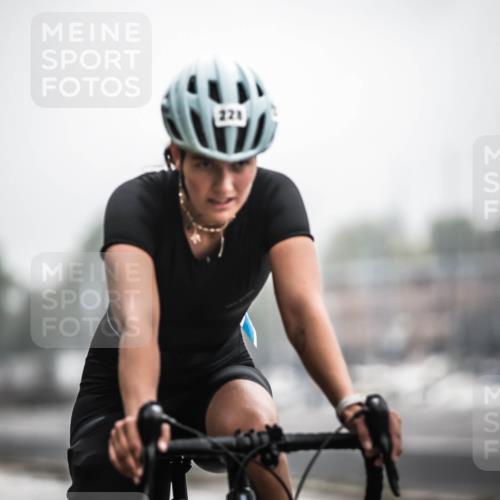 16.08.2026 - KN Förde Triathlon 2026 H.Heesch http://msf.ph/oto/9973316 16.08.2026 10:04:12 Radfahren 226, 227, 228 meine-sportfotos.de