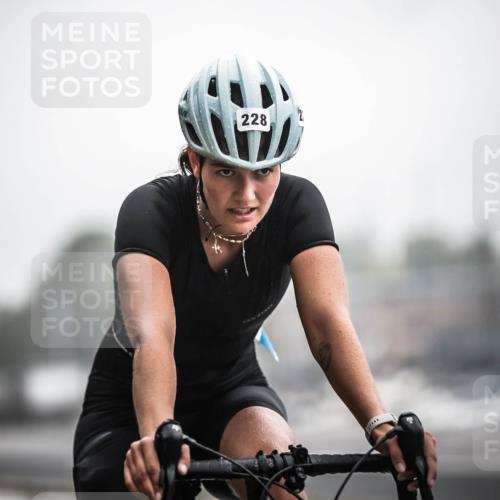 16.08.2026 - KN Förde Triathlon 2026 H.Heesch http://msf.ph/oto/9973317 16.08.2026 10:04:12 Radfahren 226, 227, 228 meine-sportfotos.de