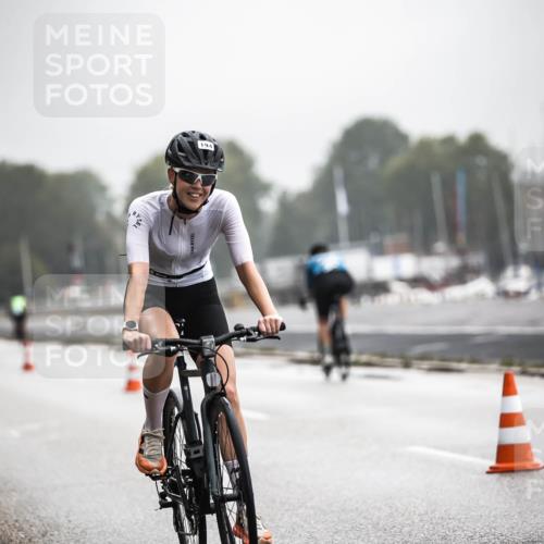 16.08.2026 - KN Förde Triathlon 2026 H.Heesch http://msf.ph/oto/9973324 16.08.2026 10:04:15 Radfahren 227, 228 meine-sportfotos.de