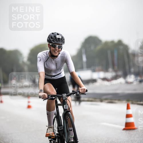 16.08.2026 - KN Förde Triathlon 2026 H.Heesch http://msf.ph/oto/9973327 16.08.2026 10:04:15 Radfahren 227, 228 meine-sportfotos.de