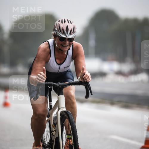 16.08.2026 - KN Förde Triathlon 2026 H.Heesch http://msf.ph/oto/9973369 16.08.2026 10:04:25 Radfahren  meine-sportfotos.de