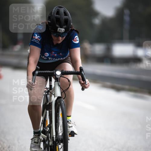 16.08.2026 - KN Förde Triathlon 2026 H.Heesch http://msf.ph/oto/9973431 16.08.2026 10:05:50 Radfahren 234, 247, 253 meine-sportfotos.de