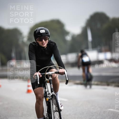 16.08.2026 - KN Förde Triathlon 2026 H.Heesch http://msf.ph/oto/9973538 16.08.2026 10:06:33 Radfahren  meine-sportfotos.de