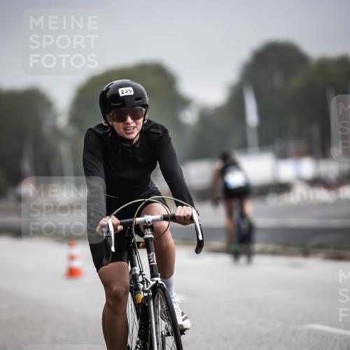16.08.2026 - KN Förde Triathlon 2026 H.Heesch http://msf.ph/oto/9973539 16.08.2026 10:06:33 Radfahren  meine-sportfotos.de