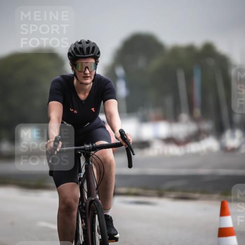 16.08.2026 - KN Förde Triathlon 2026 H.Heesch http://msf.ph/oto/9973602 16.08.2026 10:06:48 Radfahren  meine-sportfotos.de