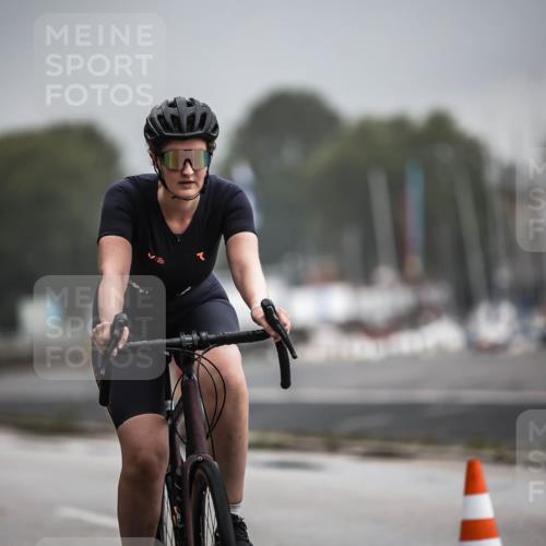 16.08.2026 - KN Förde Triathlon 2026 H.Heesch http://msf.ph/oto/9973603 16.08.2026 10:06:48 Radfahren  meine-sportfotos.de
