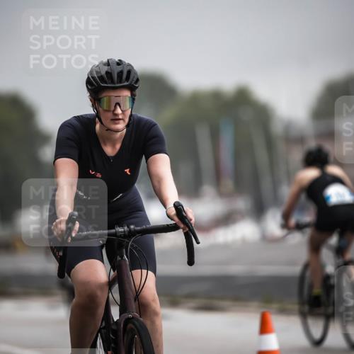 16.08.2026 - KN Förde Triathlon 2026 H.Heesch http://msf.ph/oto/9973606 16.08.2026 10:06:48 Radfahren  meine-sportfotos.de