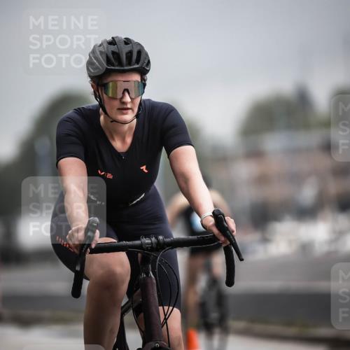 16.08.2026 - KN Förde Triathlon 2026 H.Heesch http://msf.ph/oto/9973611 16.08.2026 10:06:48 Radfahren  meine-sportfotos.de