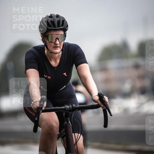16.08.2026 - KN Förde Triathlon 2026 H.Heesch http://msf.ph/oto/9973612 16.08.2026 10:06:48 Radfahren  meine-sportfotos.de