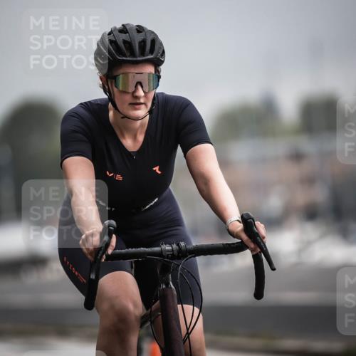 16.08.2026 - KN Förde Triathlon 2026 H.Heesch http://msf.ph/oto/9973613 16.08.2026 10:06:48 Radfahren  meine-sportfotos.de