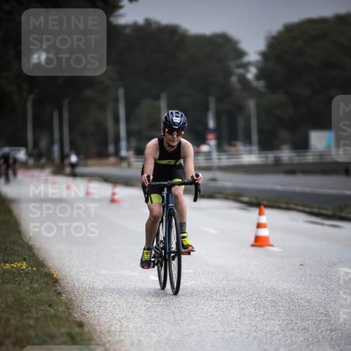 16.08.2026 - KN Förde Triathlon 2026 H.Heesch http://msf.ph/oto/9973623 16.08.2026 10:07:39 Radfahren 134, 223, 254 meine-sportfotos.de